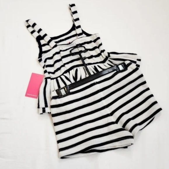 Vince Camuto Stripe 2 Pieces Sleeveless Shorts Set - Picture 2 of 7